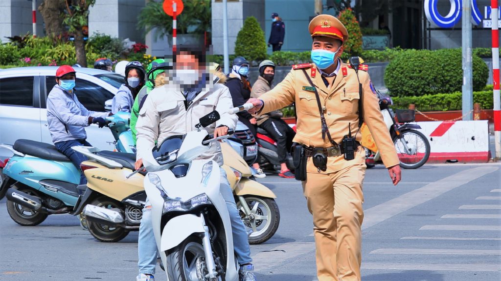 công dụng của nón bảo hiểm khi tham gia giao thông