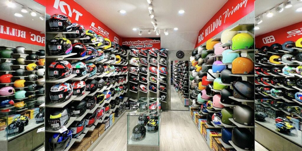 cửa hàng mũ bảo hiểm